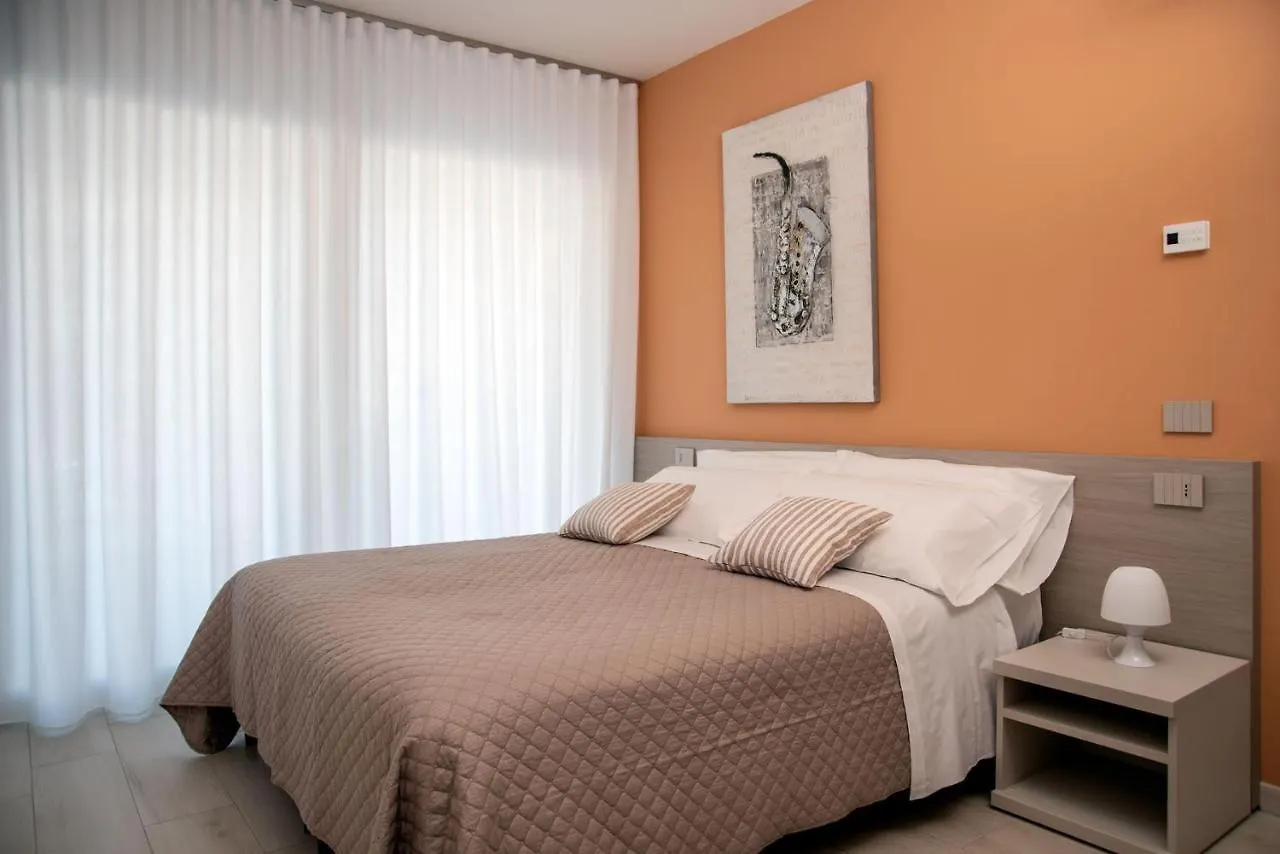 Camelot Red - Appartamenti Verona Apartment