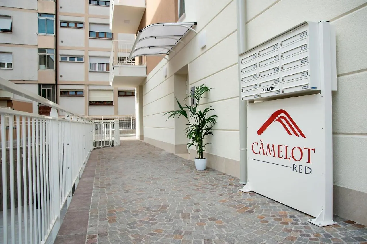 Camelot Red - Appartamenti Verona Apartmán